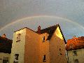 Ein Regenbogen zeigte sich am Himmel